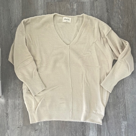 Aritzia Wilfred Free Cream Sweater - Picture 1 of 5